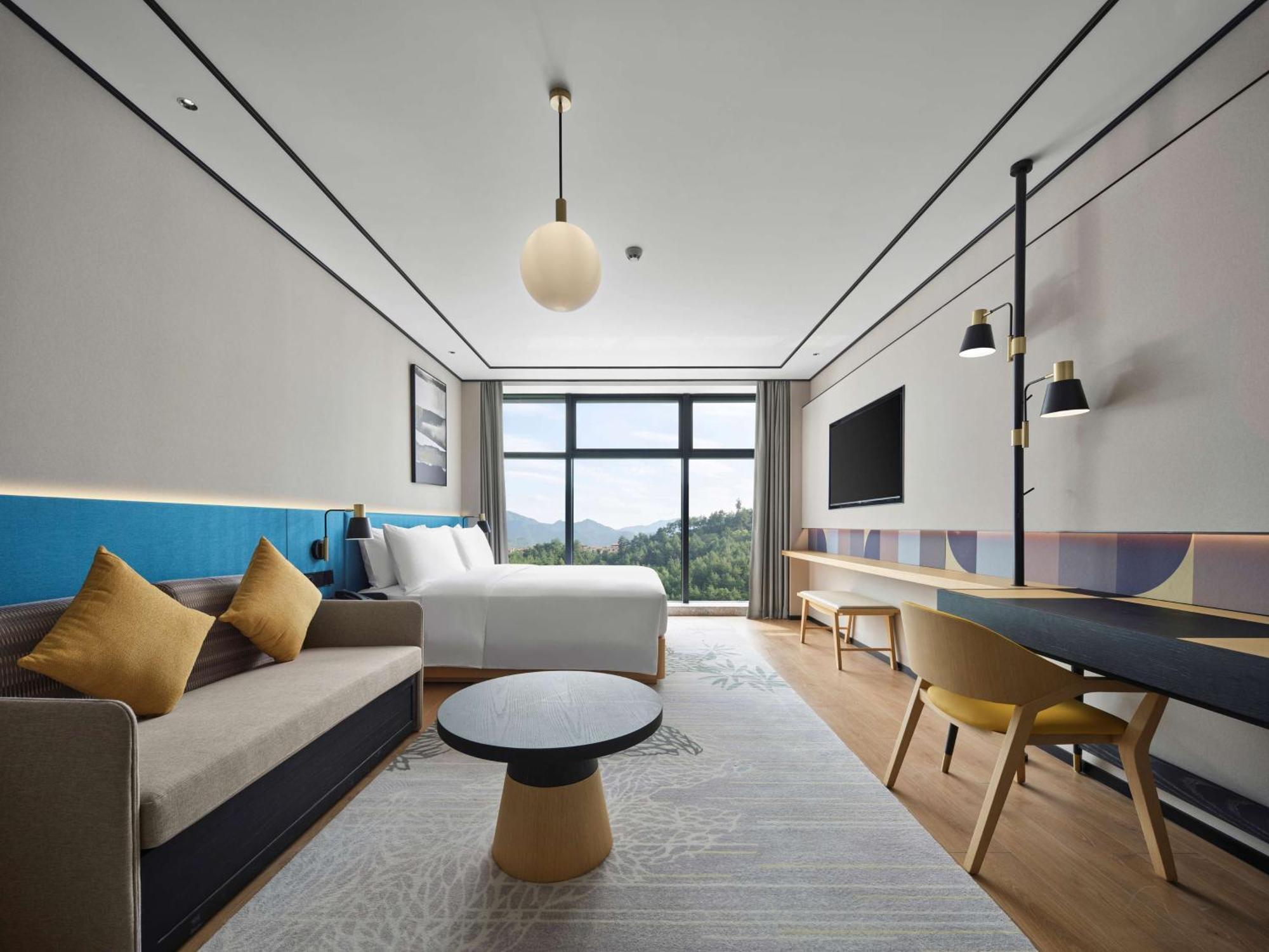 Hilton Garden Inn Huzhou Anji Phoenix Mountain Exterior photo